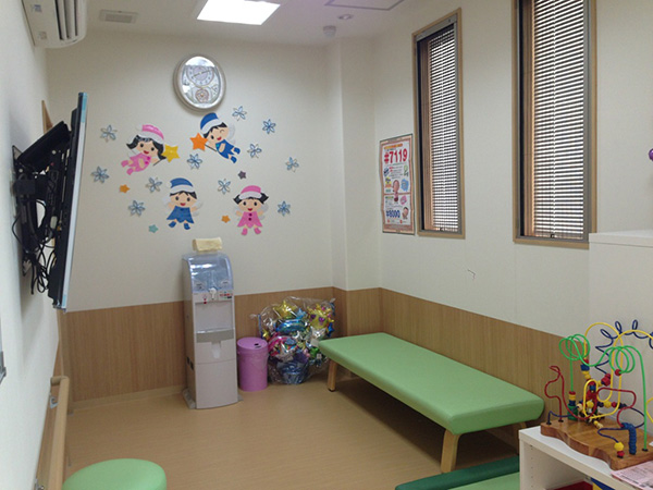 ワクチン・健診の待合室